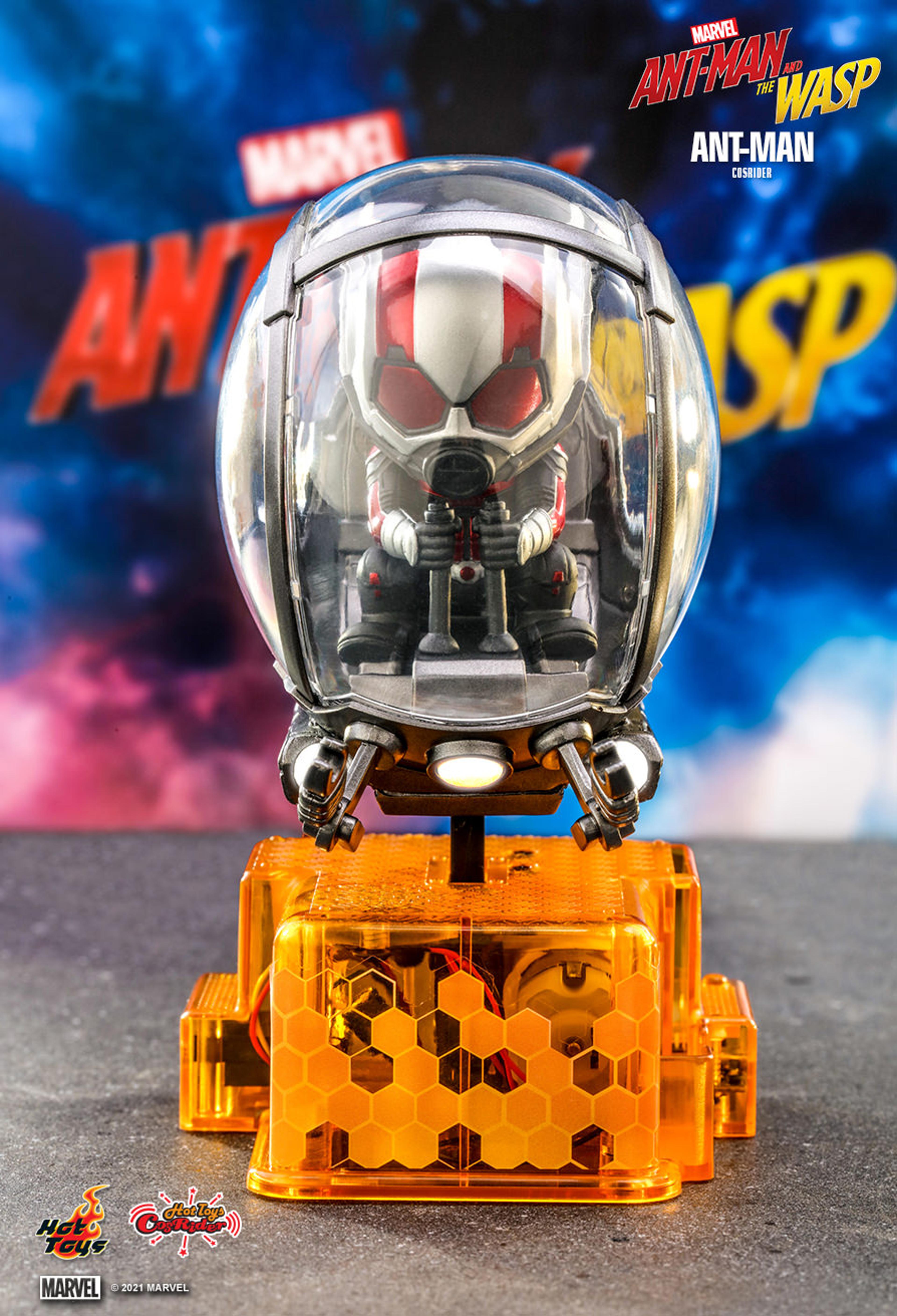 ANT-MAN Collectible Figure by Hot Toys