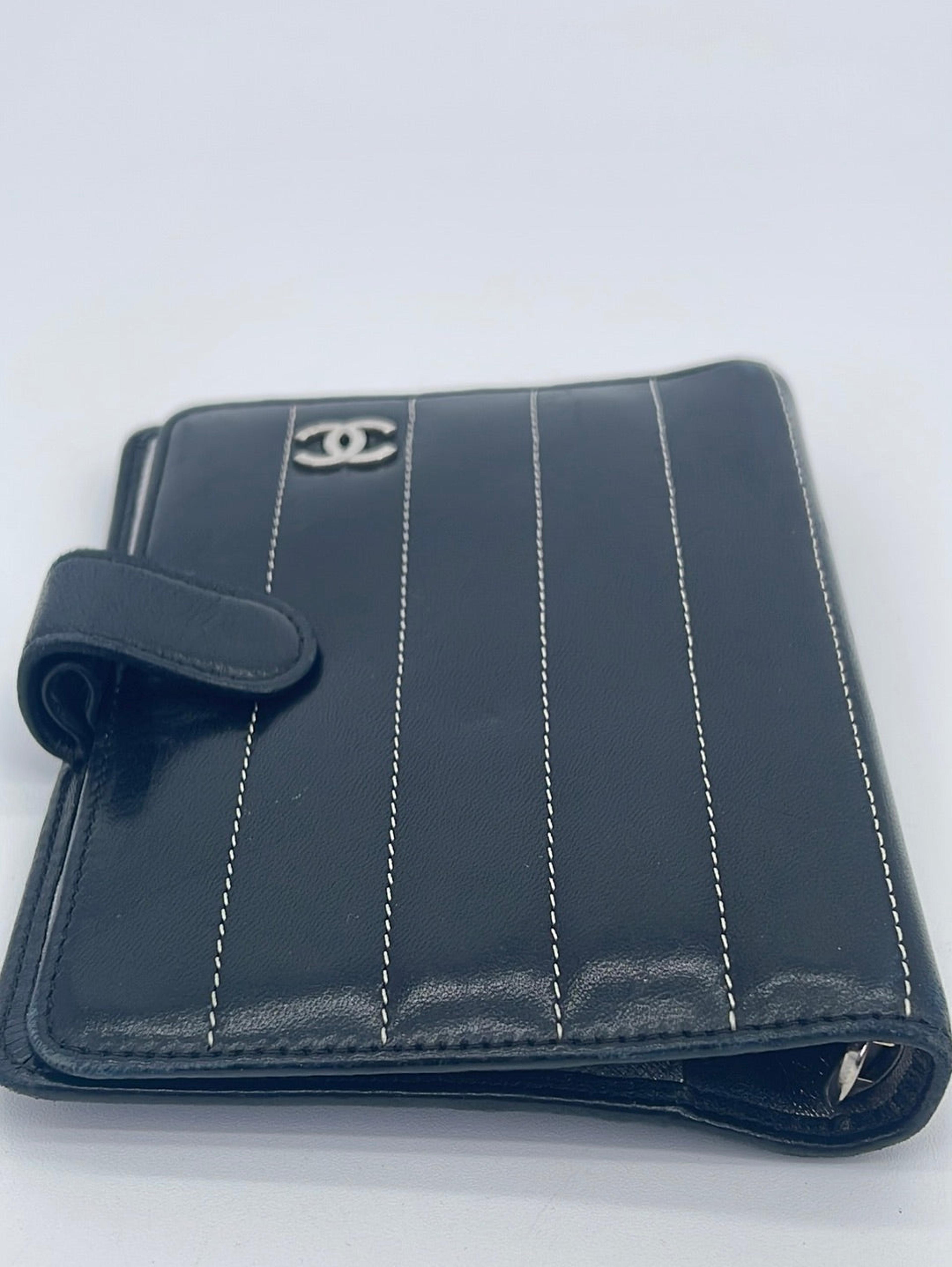 Preloved CHANEL Black Leather Agenda Notebook Cover 10398160 030123 –  KimmieBBags LLC